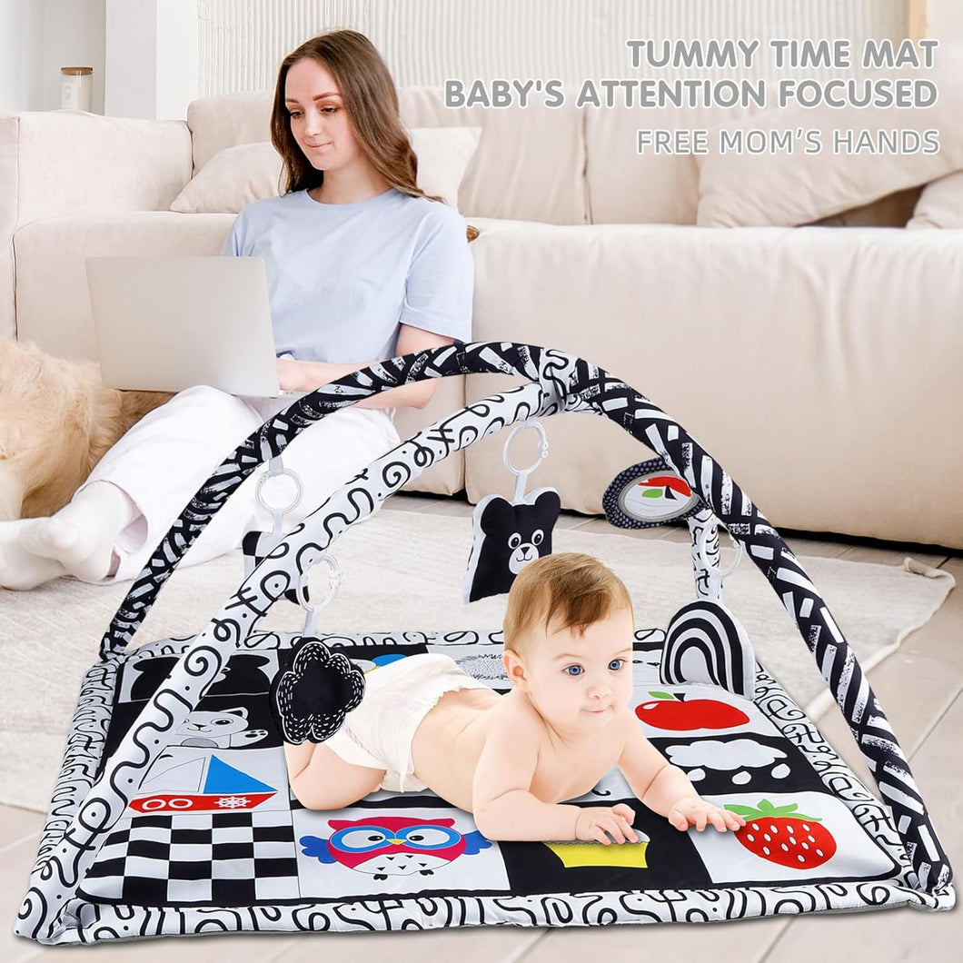 Tummy time baby gym podloga